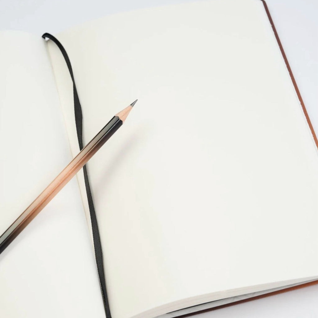 Cuaderno Blackwing x Fender Stratocaster®